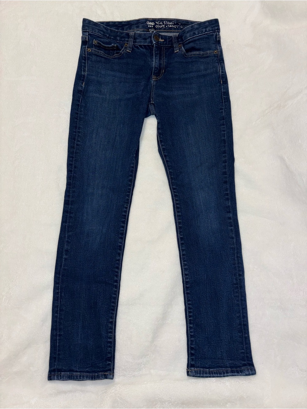 Women’s Gap Dark Wash Real Straight Leg Jeans size 4